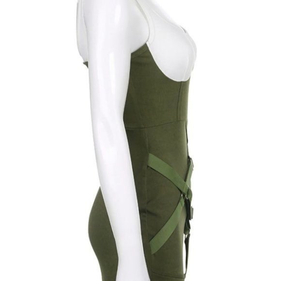 Callie Lives Xena Strapped: Mixed Media Green Contrast Tank Mini Dress L - Picture 12 of 16